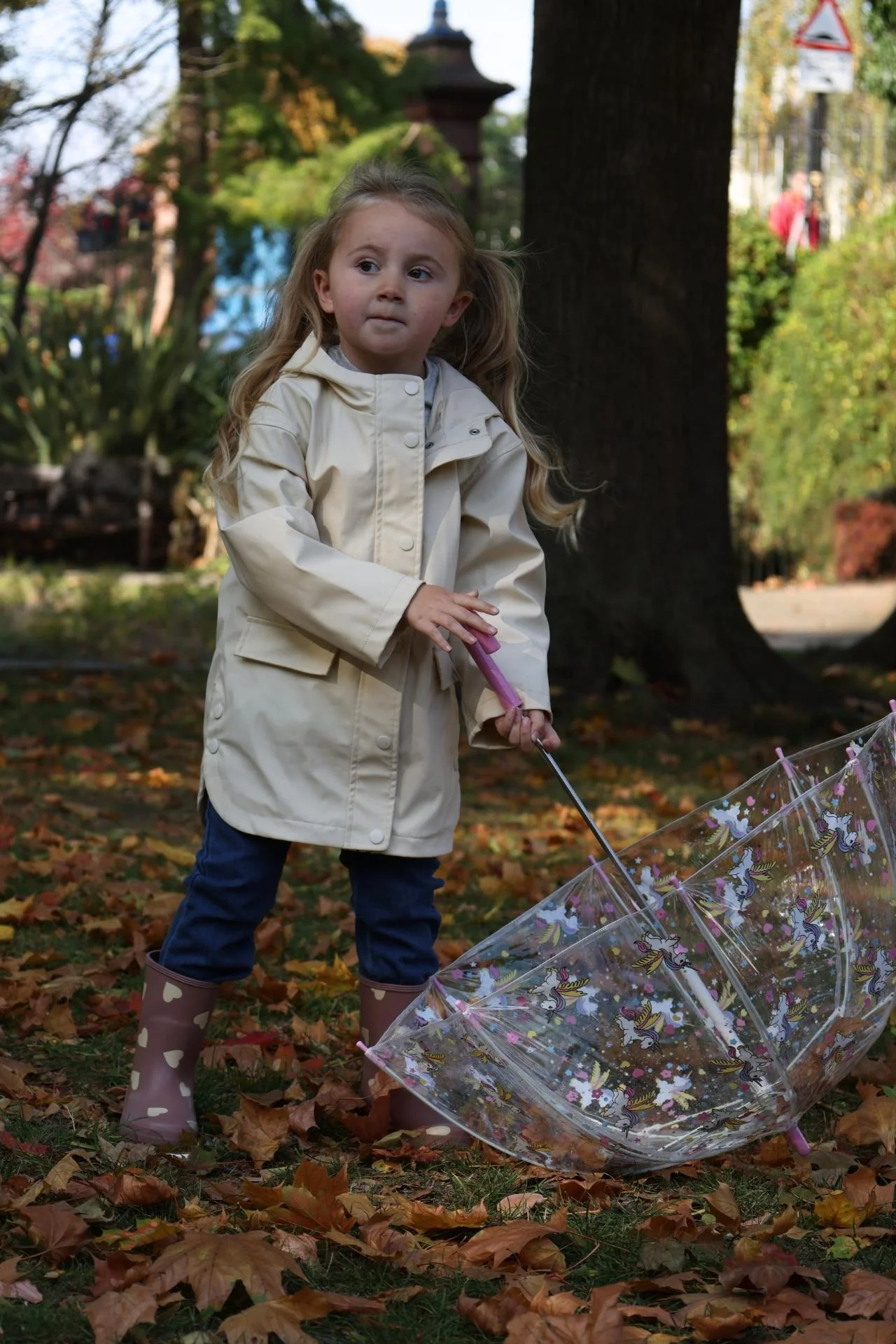 Funbrella 4 - Bella The Unicorn - Image 4