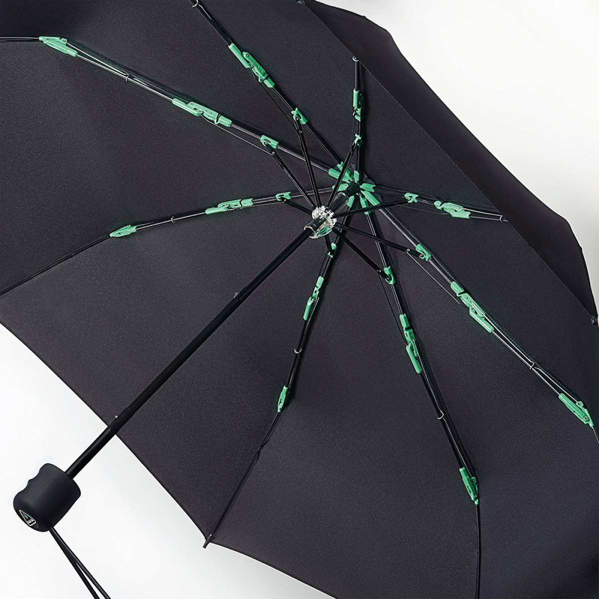 Hurricane™ 1 - Black - Image 2