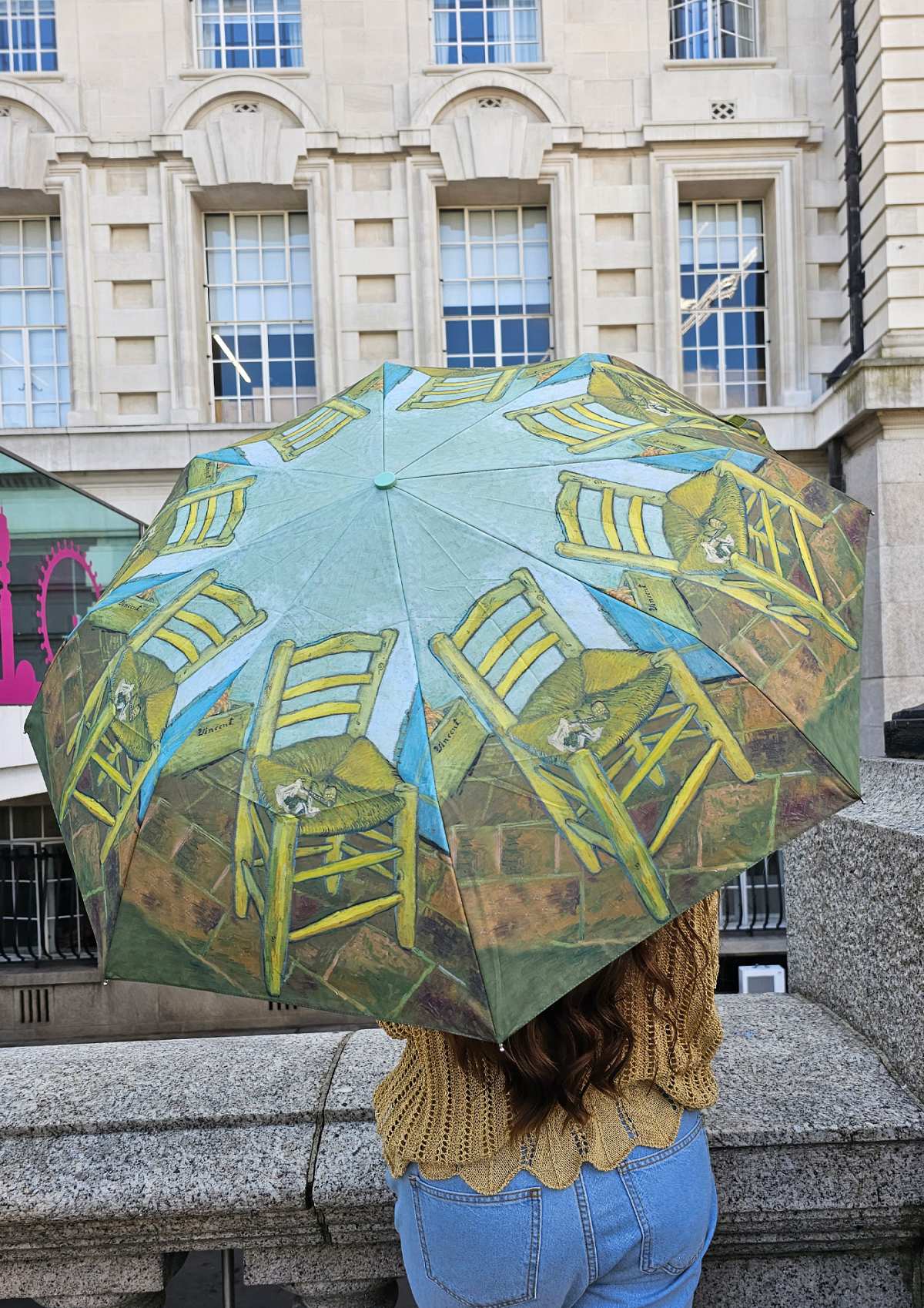 The National Gallery Minilite 2 - Van Gogh Chair - Image 3