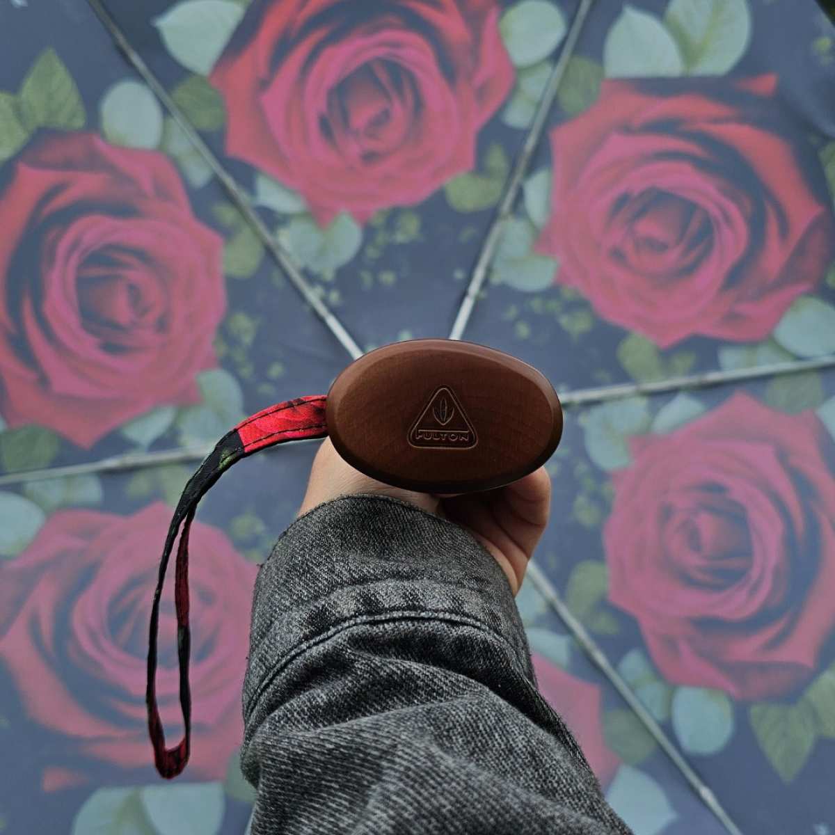 Tiny 2 - Huge Rose - Image 5